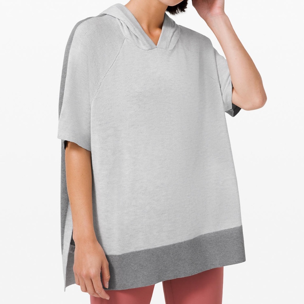 NWT lululemon Opened up poncho grey size XS/S